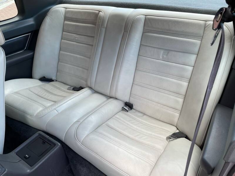 Ford-thunderbird-fila-1984-white-10