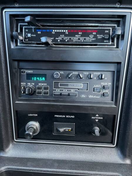 Ford-thunderbird-fila-1984-white-9