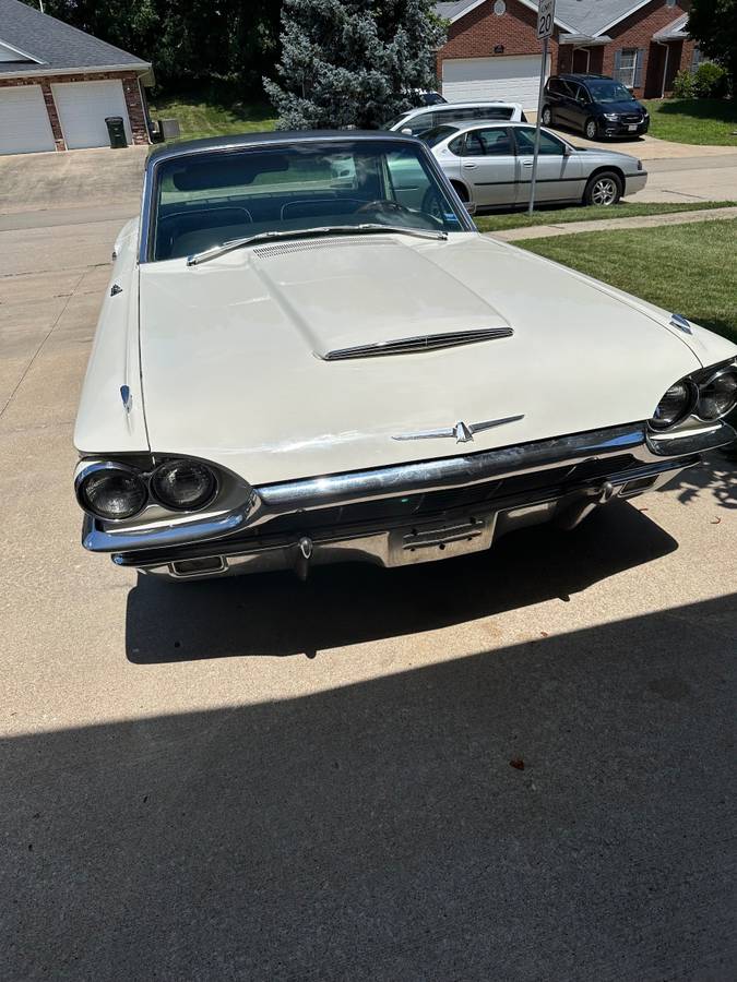 Ford-thunderbird-landau-1965-white-1