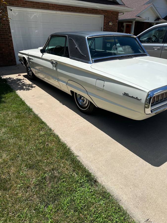 Ford-thunderbird-landau-1965-white-3