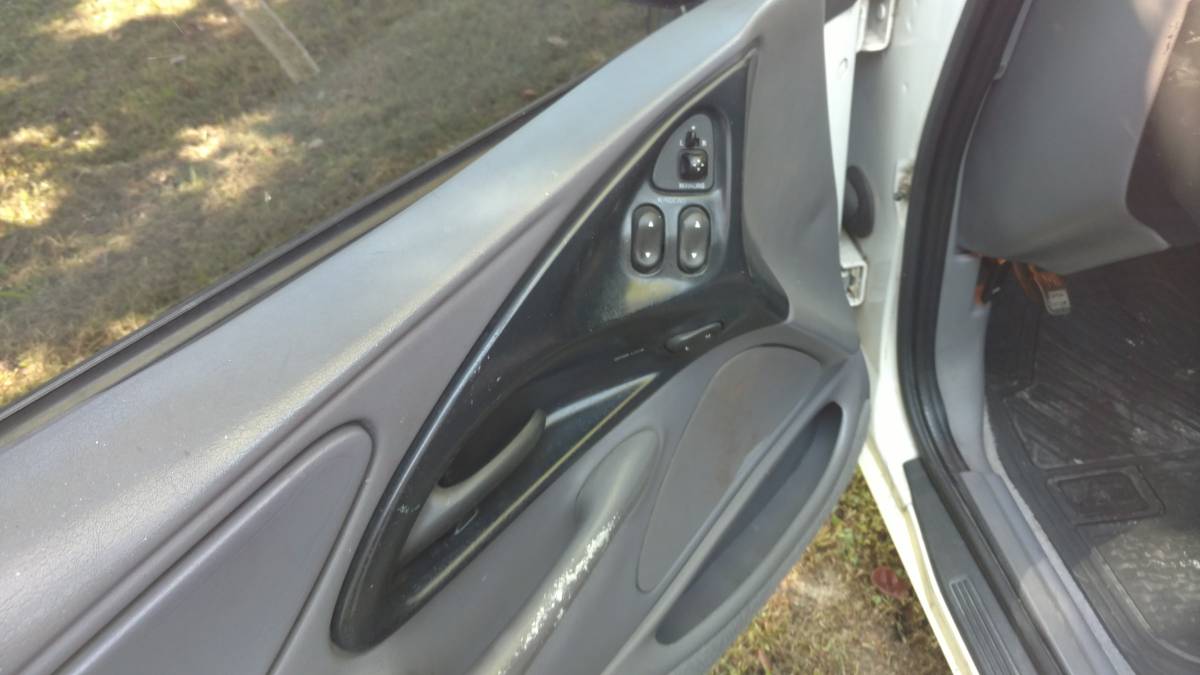 Ford-thunderbird-lx-1995-white-6