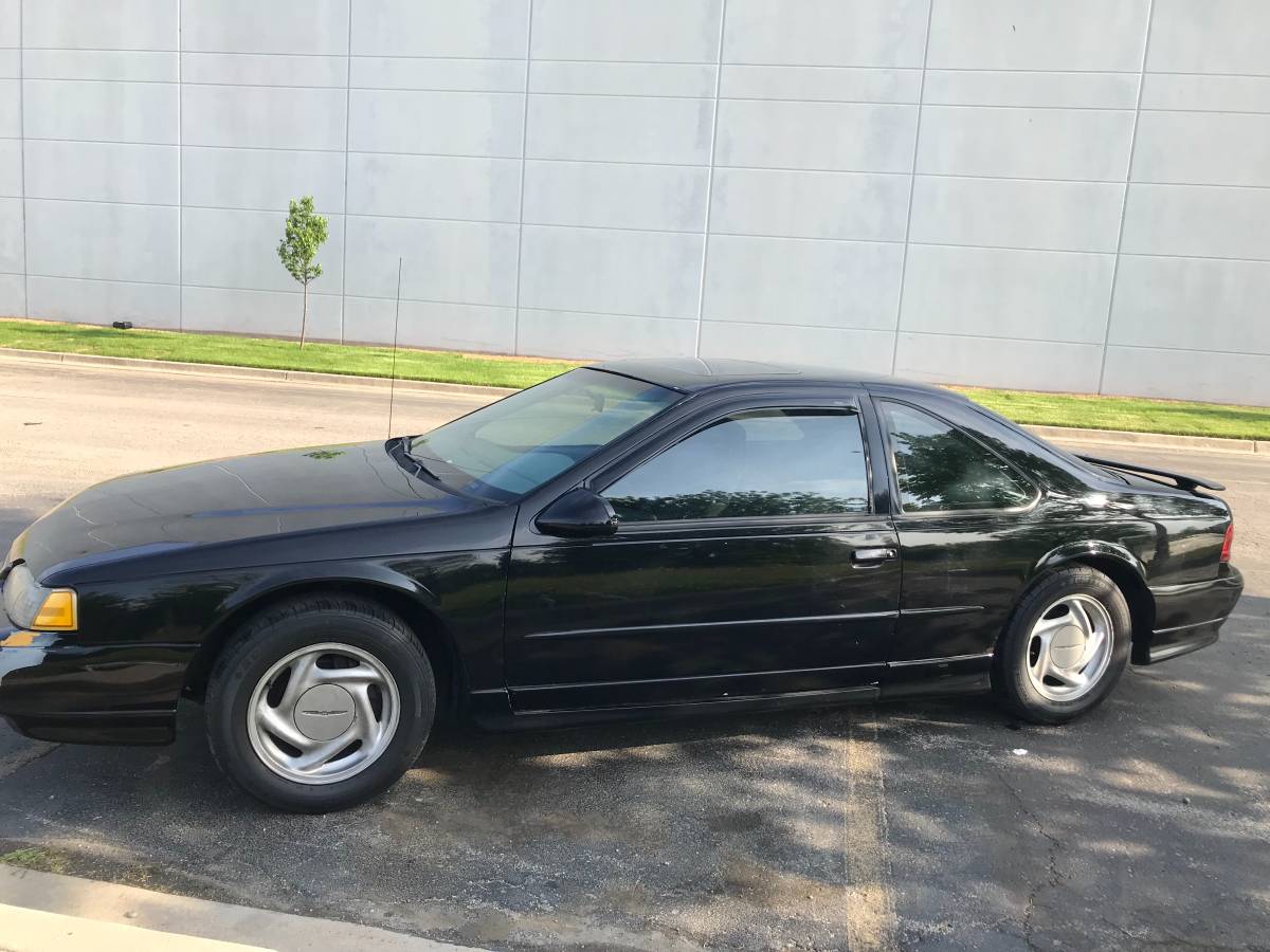 Ford-thunderbird-s-c.-1994-black-1