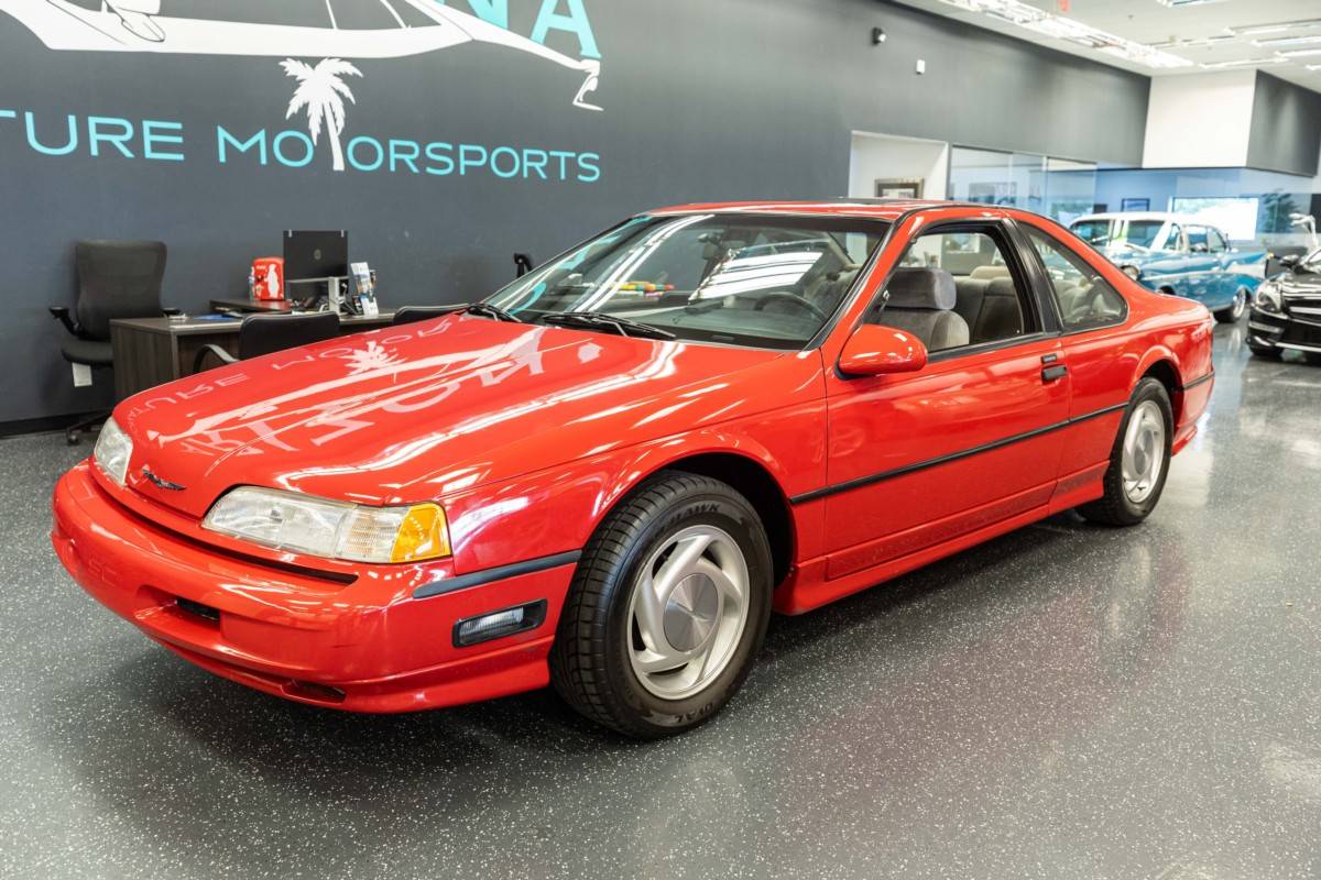 Ford-thunderbird-sc-1989-red-2