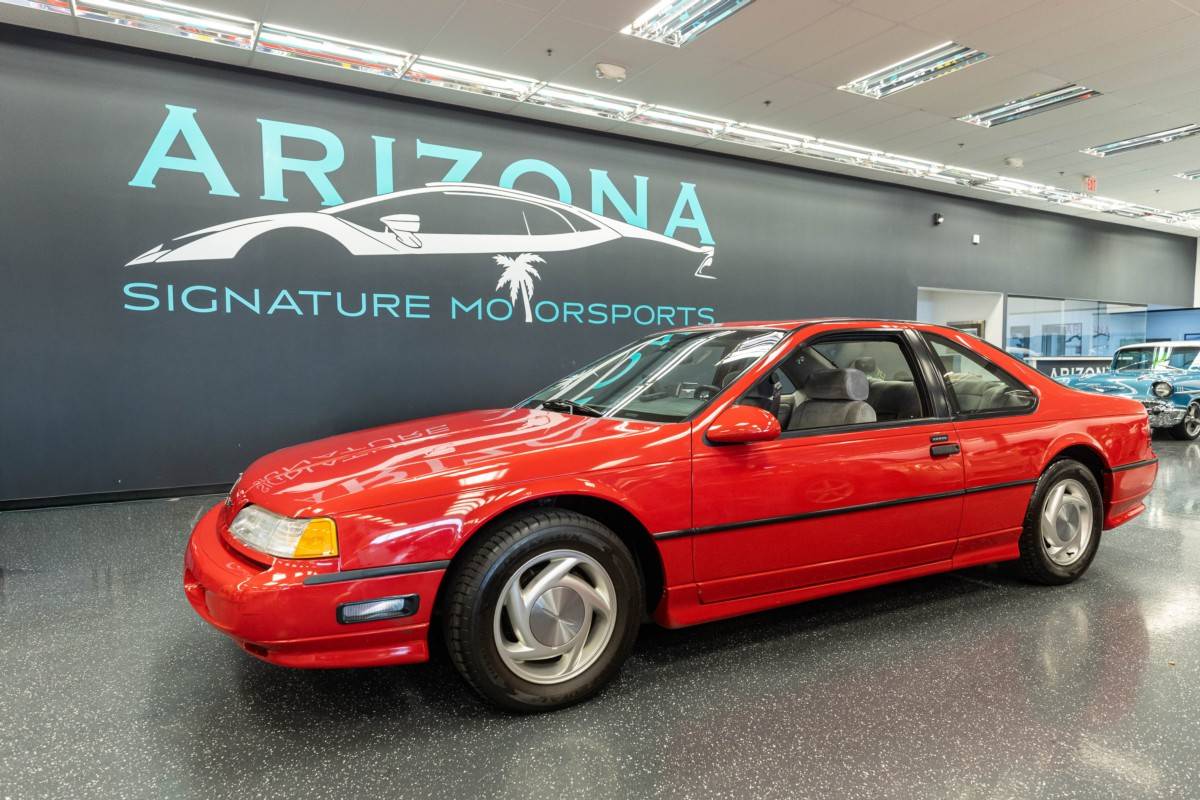 Ford-thunderbird-sc-1989-red