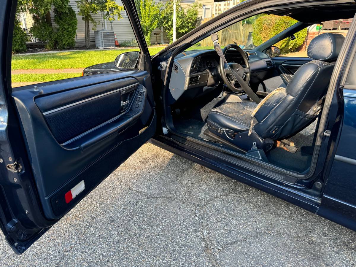 Ford-thunderbird-supercoupe-1988-blue-7
