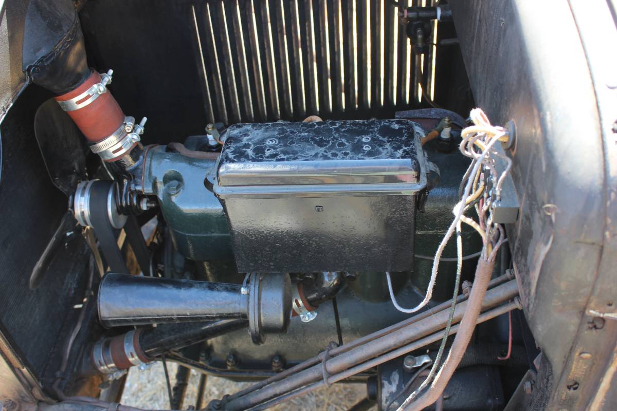 Ford-touring-1926-2