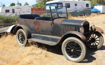 Ford-touring-1926