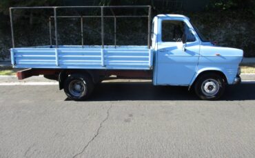 Ford-transit-classic-diesel-1977-15