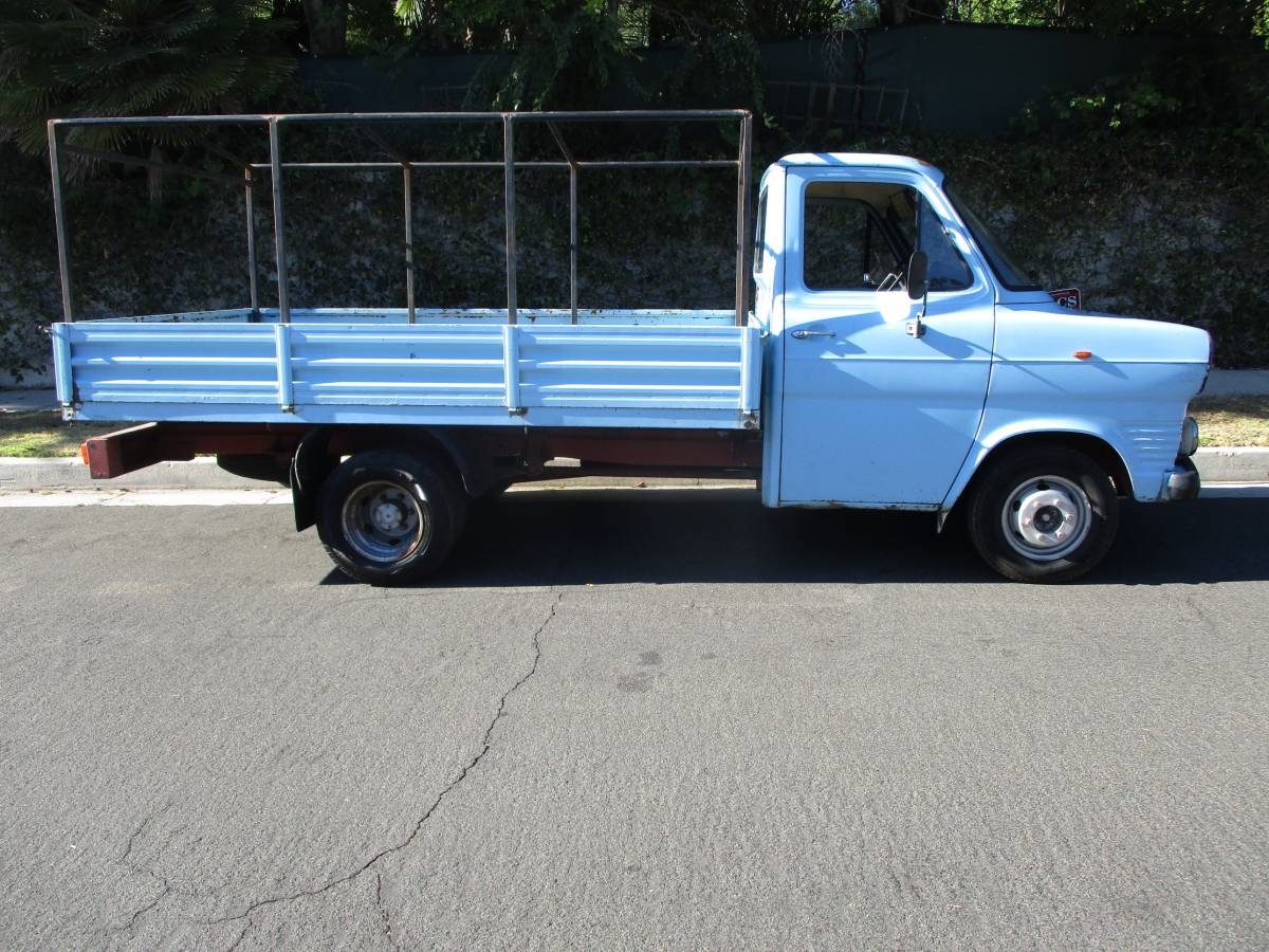 Ford-transit-classic-diesel-1977-15