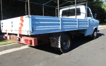Ford-transit-classic-diesel-1977-18