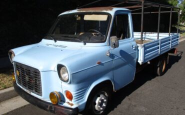 Ford-transit-classic-diesel-1977