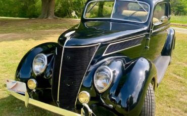 Ford-tudor-1937-black