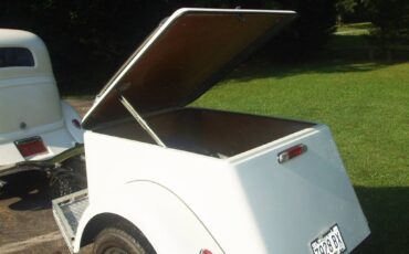 Ford-victoria-1933-white-10