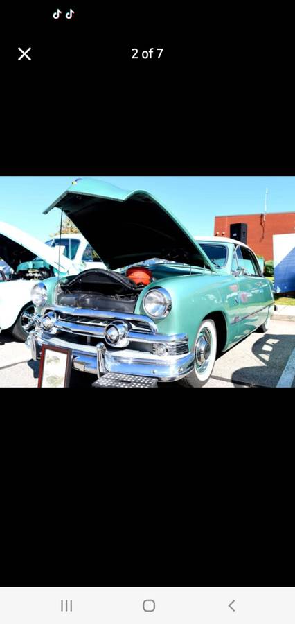 Ford-victoria-1951-green-2