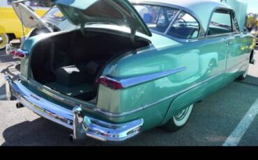 Ford-victoria-1951-green-3