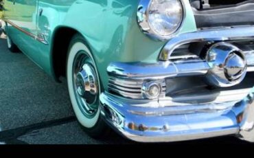 Ford-victoria-1951-green-4