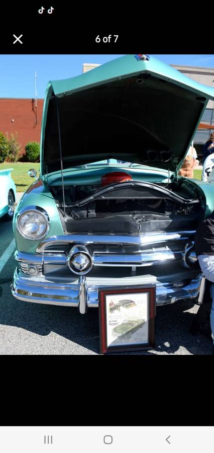 Ford-victoria-1951-green-6