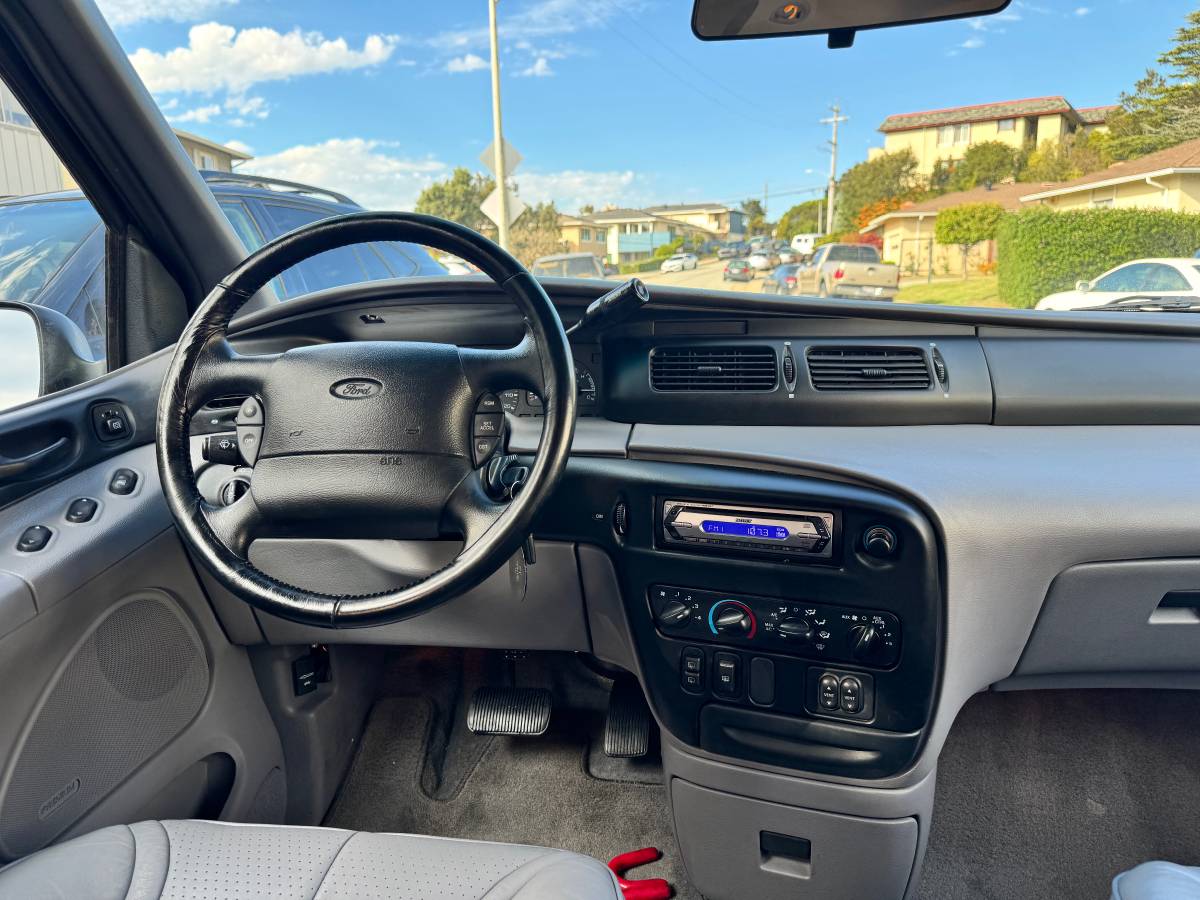 Ford-windstar-1995-8
