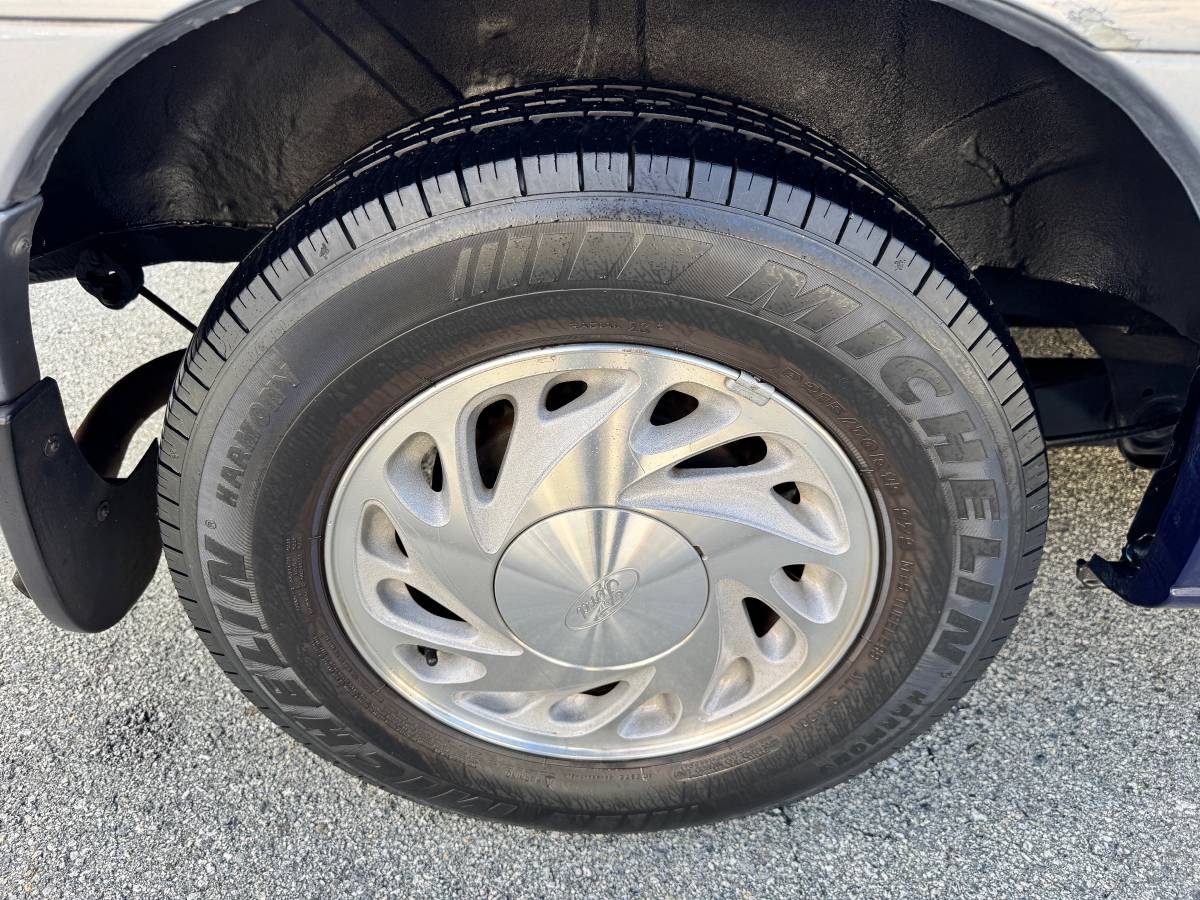 Ford-windstar-1995-9