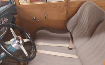 Ford-woody-1932-green-11