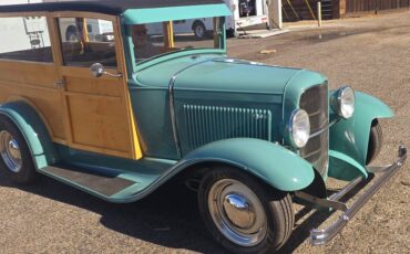 Ford-woody-1932-green-18