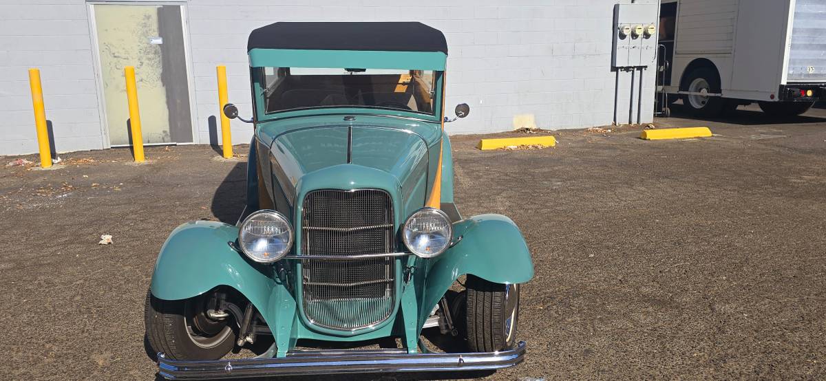 Ford-woody-1932-green-5