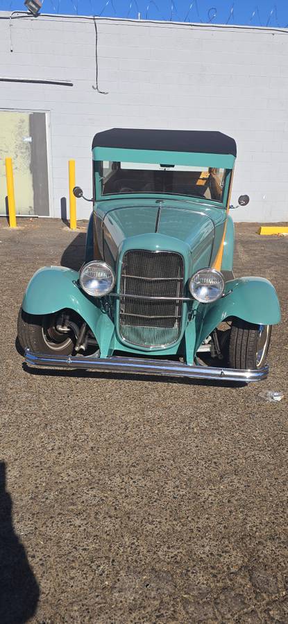 Ford-woody-1932-green-6