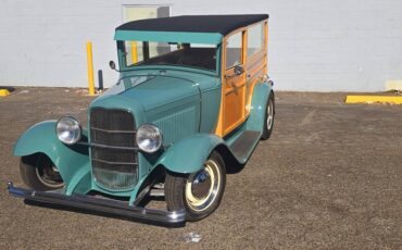 Ford-woody-1932-green-7