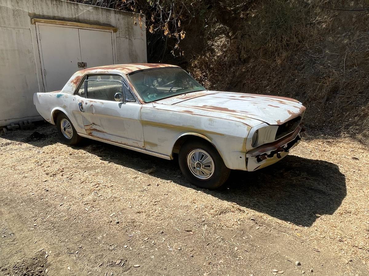 Fotd-mustang-coupe-2-door-1966-1