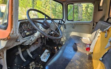Fwd-all-wheel-drive-plowsander-diesel-1952-orange-3