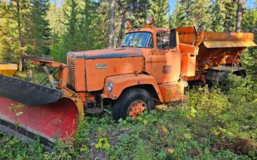 Fwd-all-wheel-drive-plowsander-diesel-1952-orange
