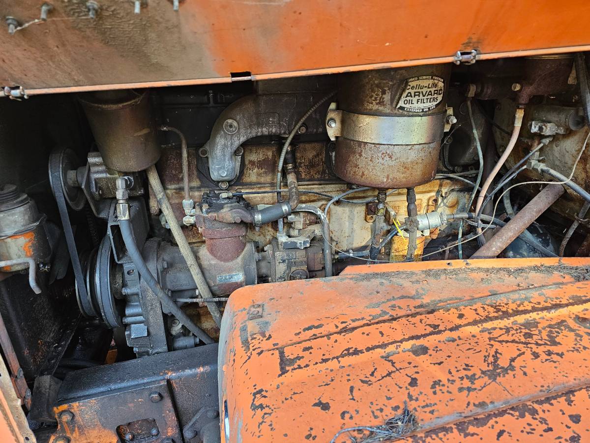 Fwd-all-wheel-drive-plowsander-diesel-1952-orange-4