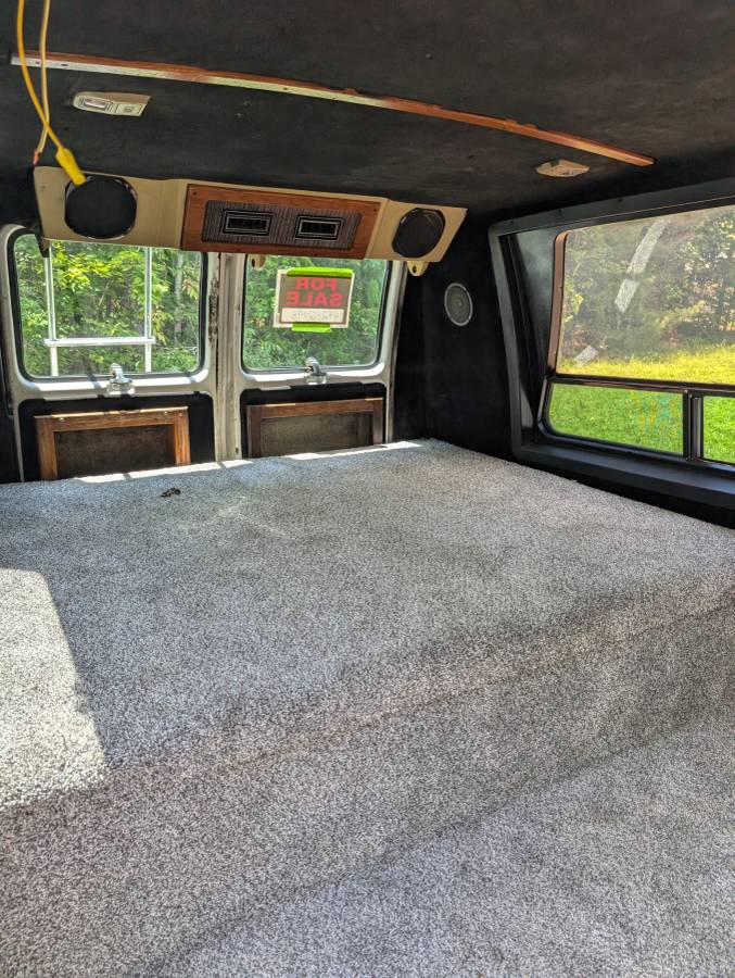 G-20-van-1990-custom-5