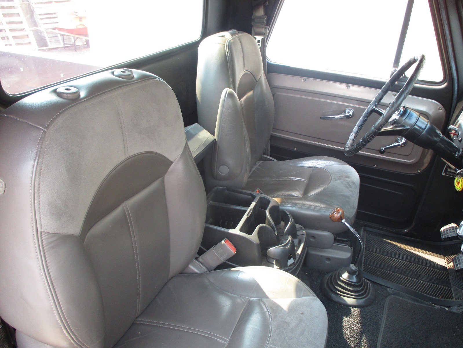 GMC-12-Ton-Pickup-1963-Standard-Cab-Pickup-24