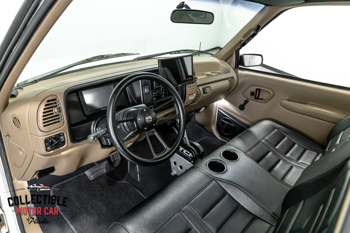 GMC-C1500-1996-Pickup-Truck-2