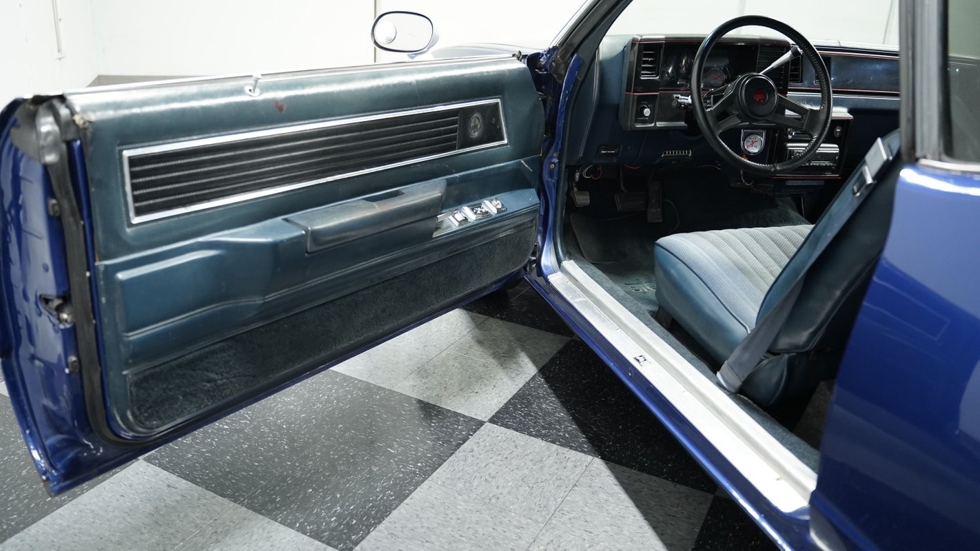 GMC-Caballero-1983-Pickup-Truck-28