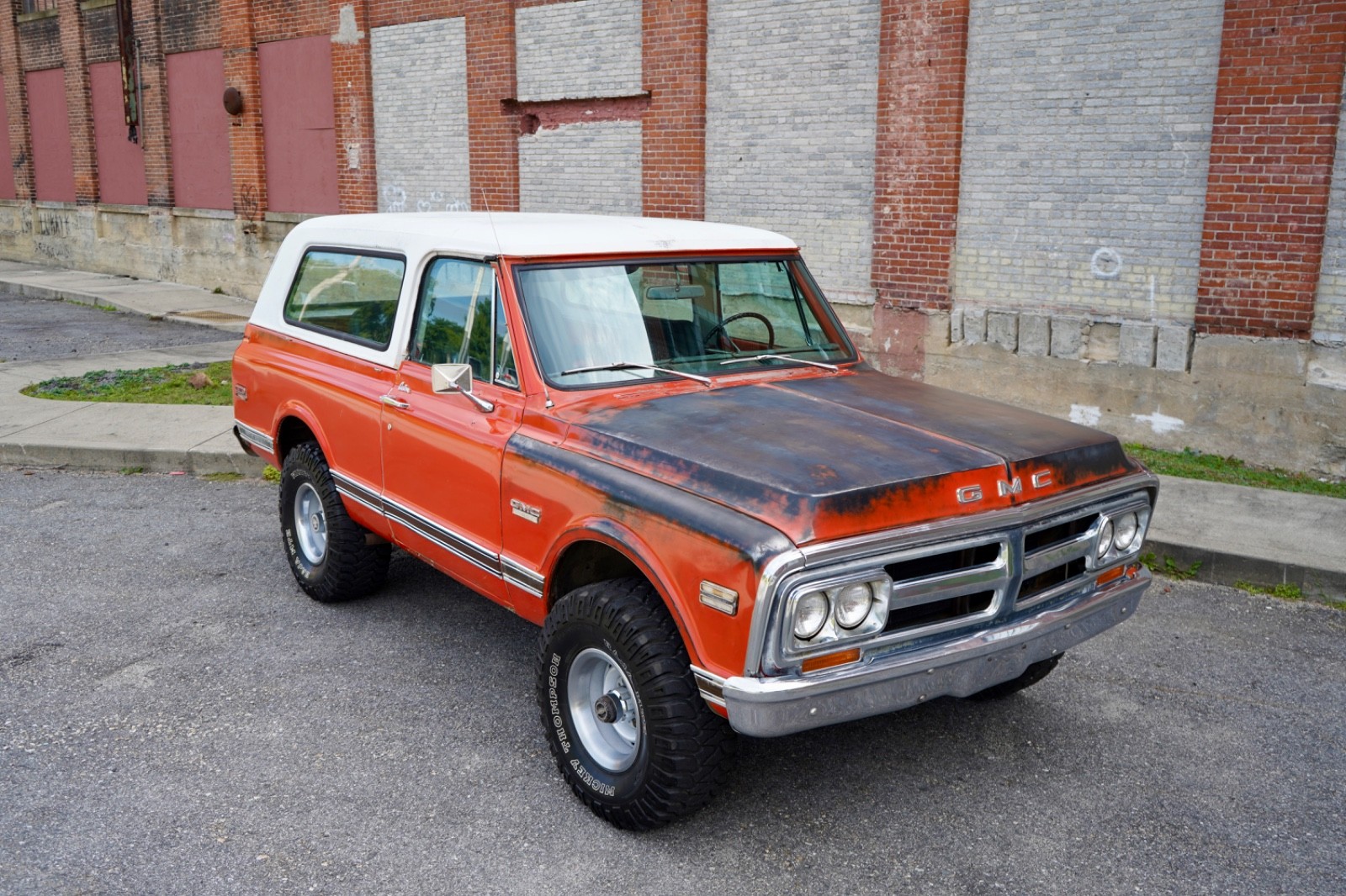 GMC-Jimmy-1971-8