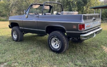 GMC-Jimmy-1975-SUV-4