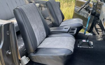 GMC-Jimmy-1975-SUV-8
