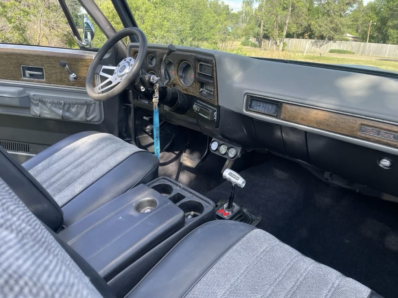 GMC-Jimmy-1975-SUV-9