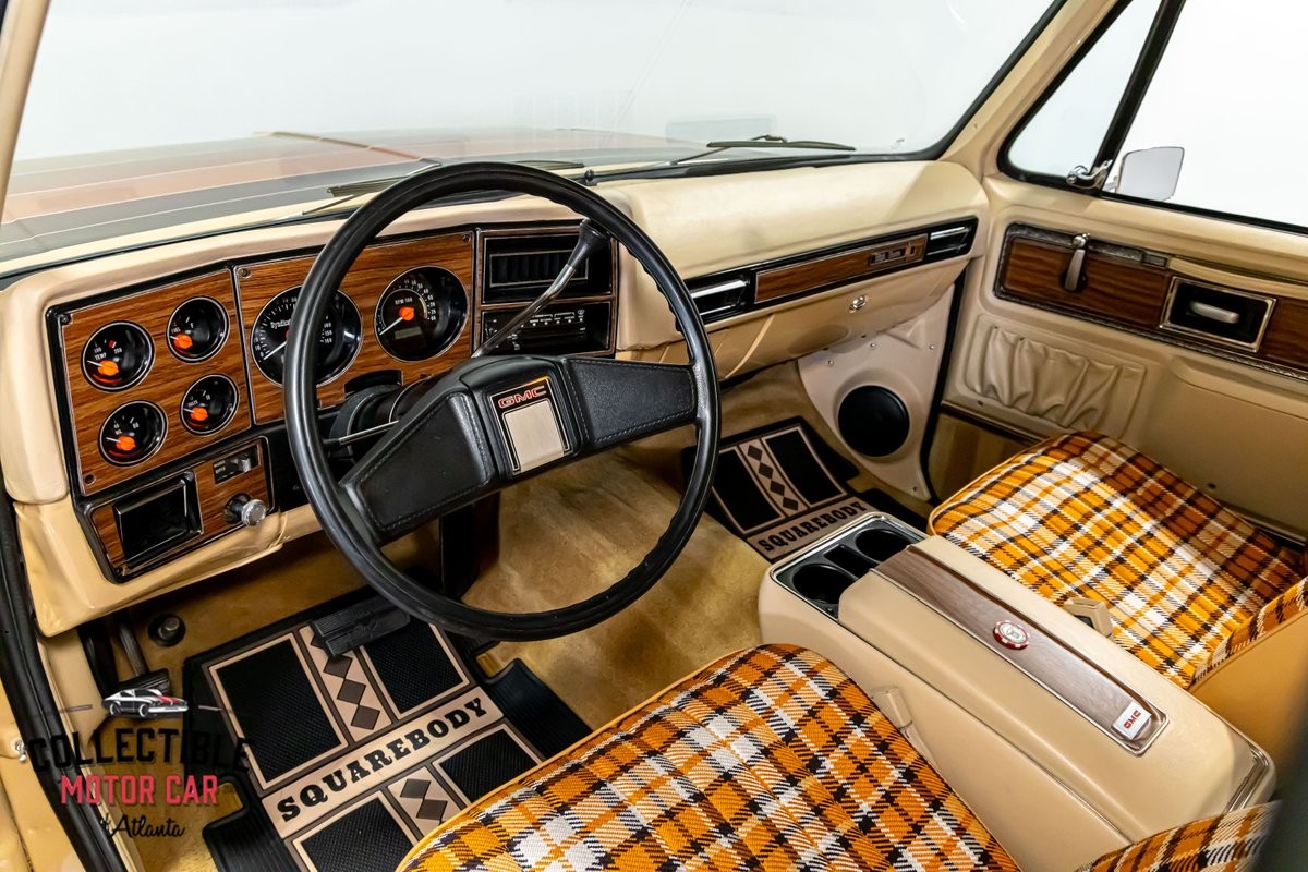 GMC-Jimmy-1979-SUV-2
