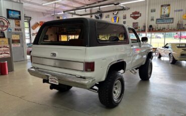 GMC-Jimmy-1988-4