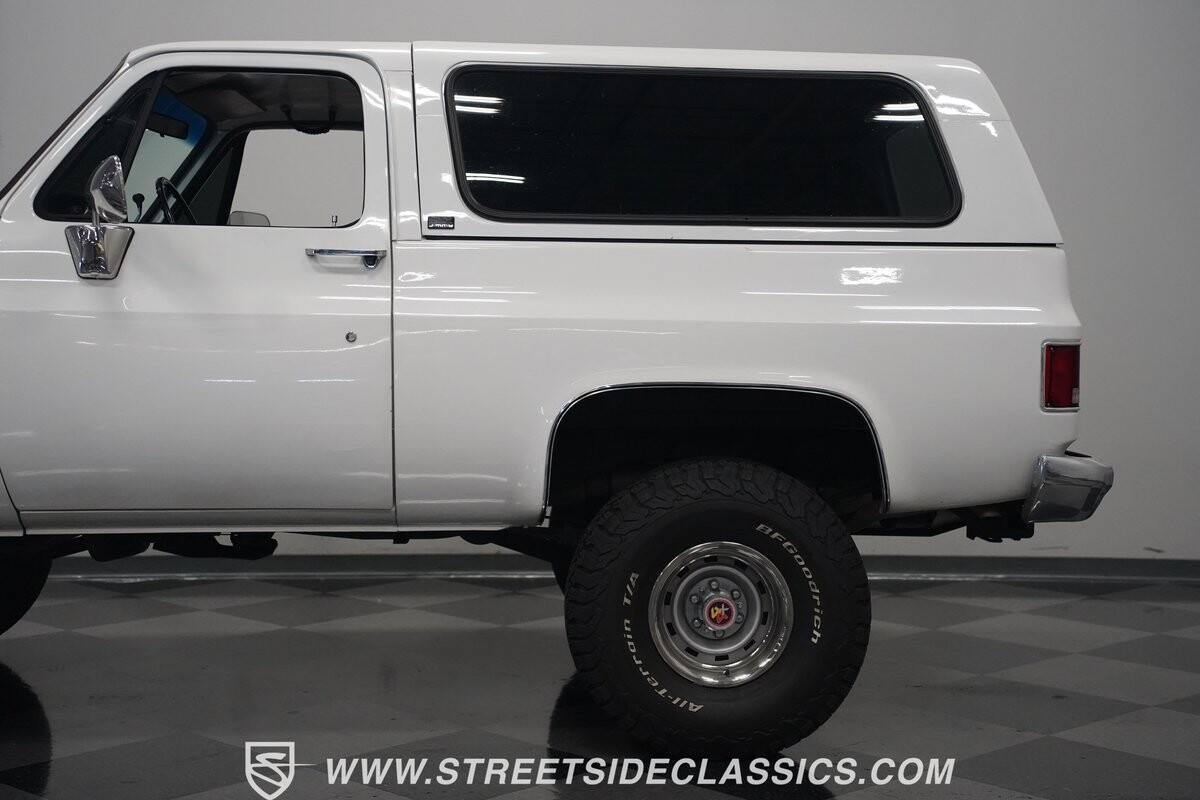 GMC-Jimmy-1991-SUV-27