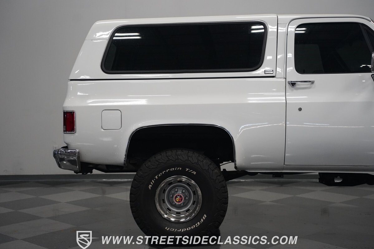 GMC-Jimmy-1991-SUV-33