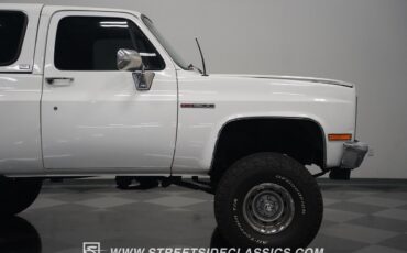 GMC-Jimmy-1991-SUV-34