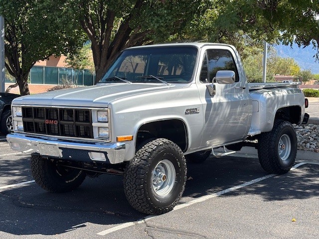 GMC-Sierra-1500-1982-Stepside-15