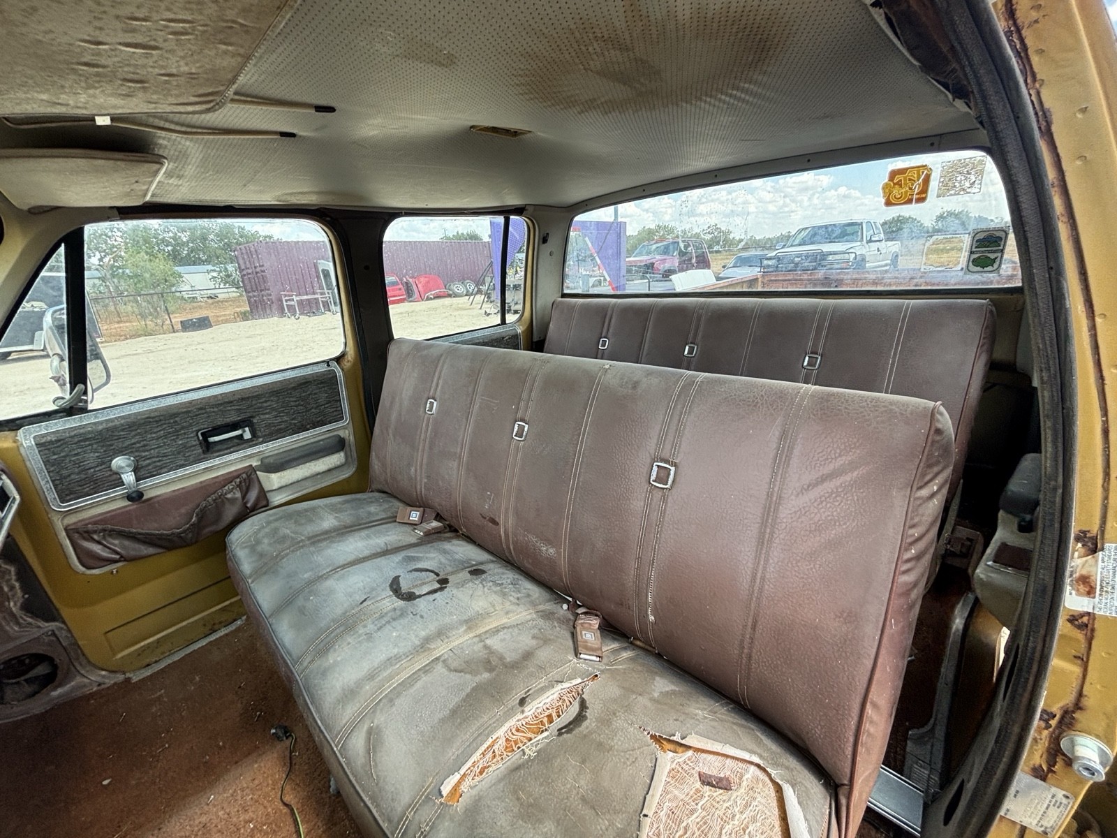 GMC-Sierra-1976-21