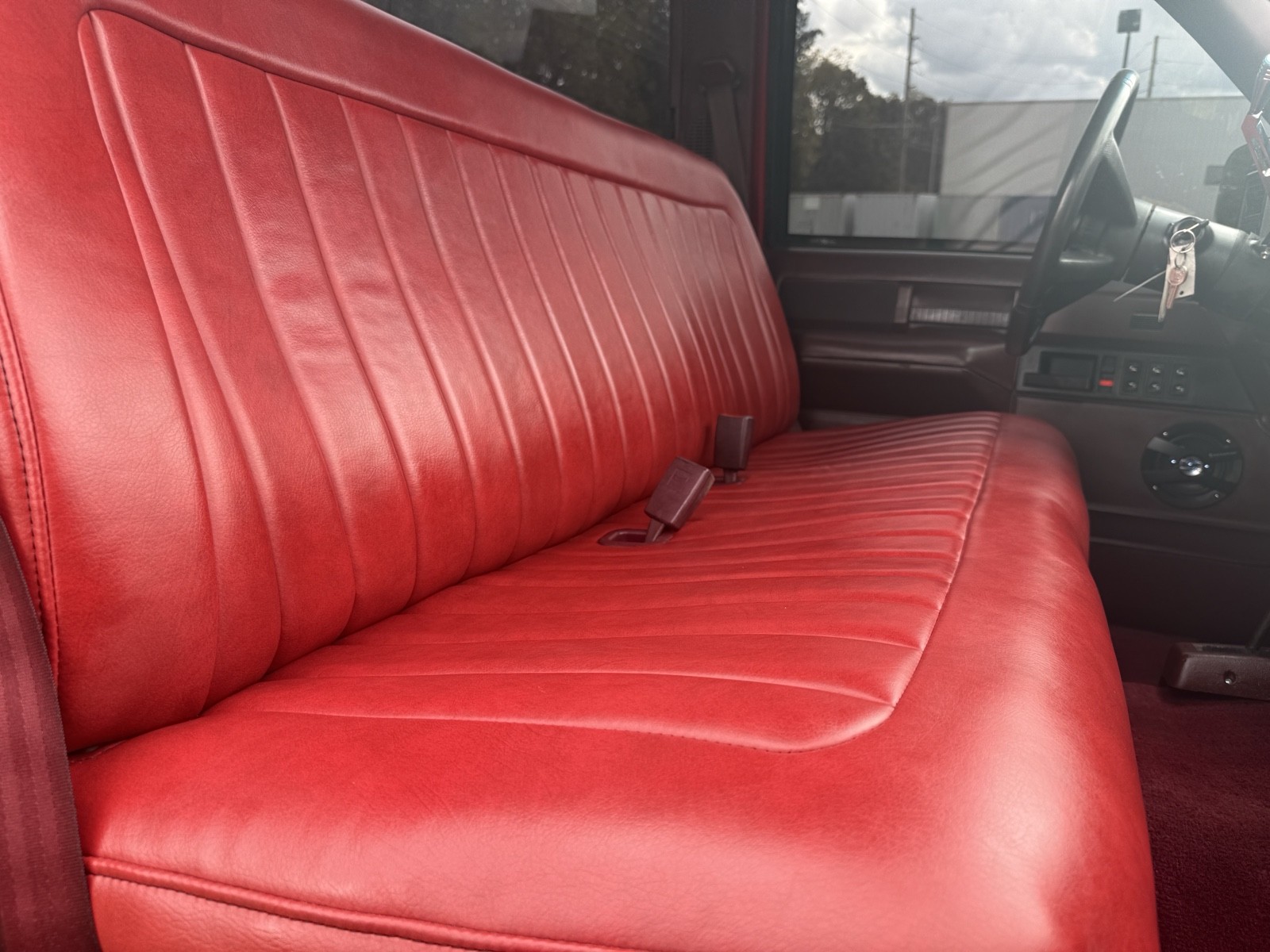 GMC-Sierra-1989-23