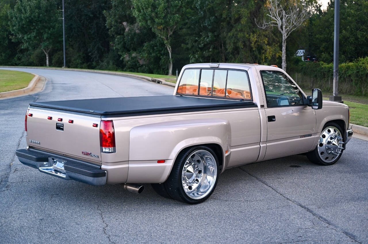 GMC-Sierra-3500-1992-Pickup-Truck-1