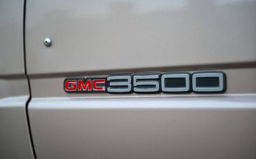 GMC-Sierra-3500-1992-Pickup-Truck-12